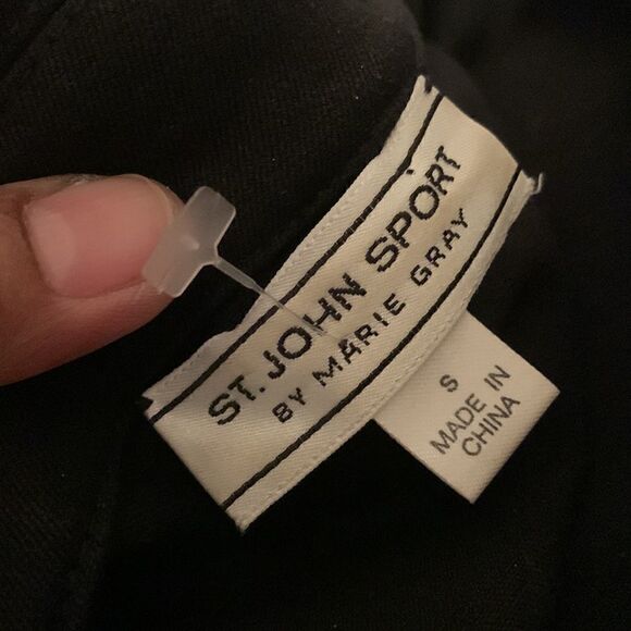 ST. JOHN BLAZER SIZE S - Picture 8 of 8